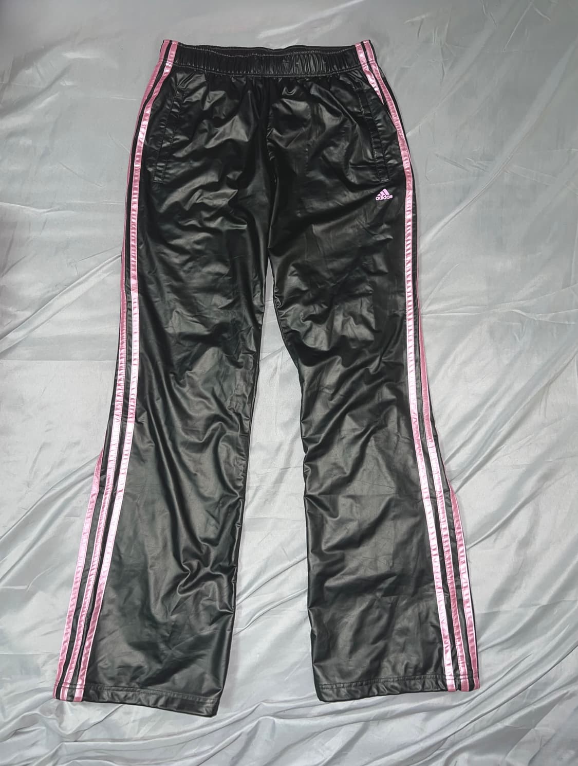 ✨Adidas✨pink gray glossy track pants y2k 상품이미지2