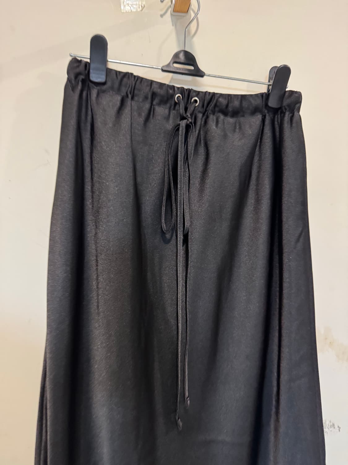 맹 meng 새틴 맥시 스커트 상품이미지7