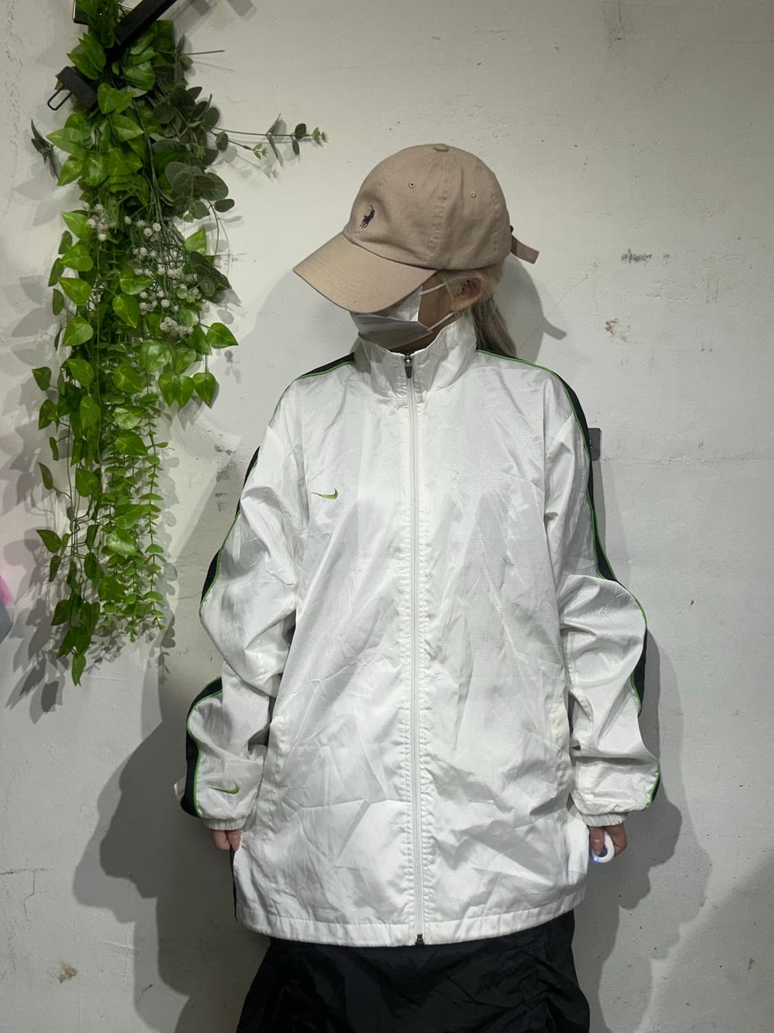 00s  나이키 화이트 바람막이 블랙 사이드 라인 자켓 XL 상품이미지2