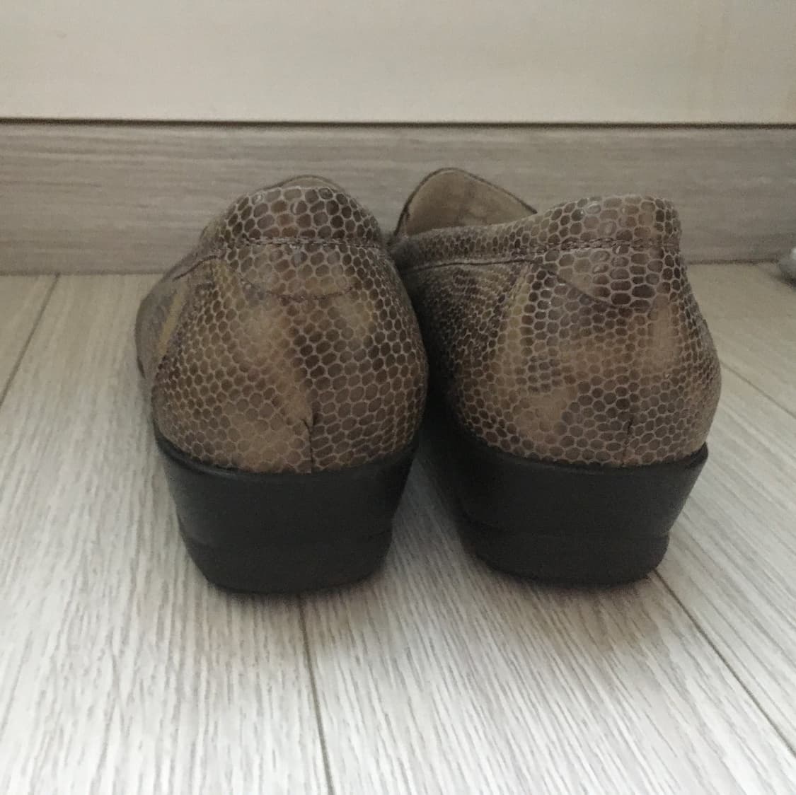 Dot leather loafer 상품이미지3