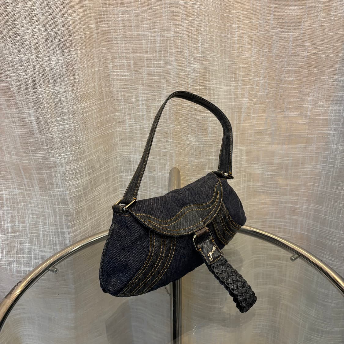 정품 펜디 데님 숄더백     상품이미지2