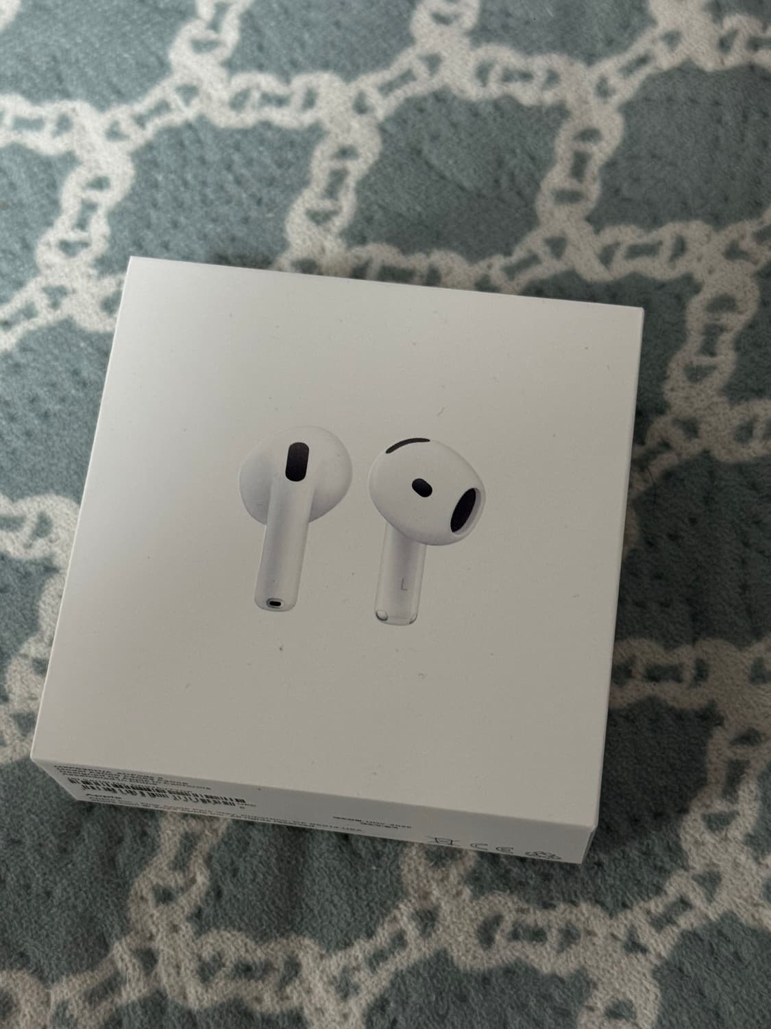 [미개봉] 에어팟 4세대(노캔x) 팝니다 상품이미지1