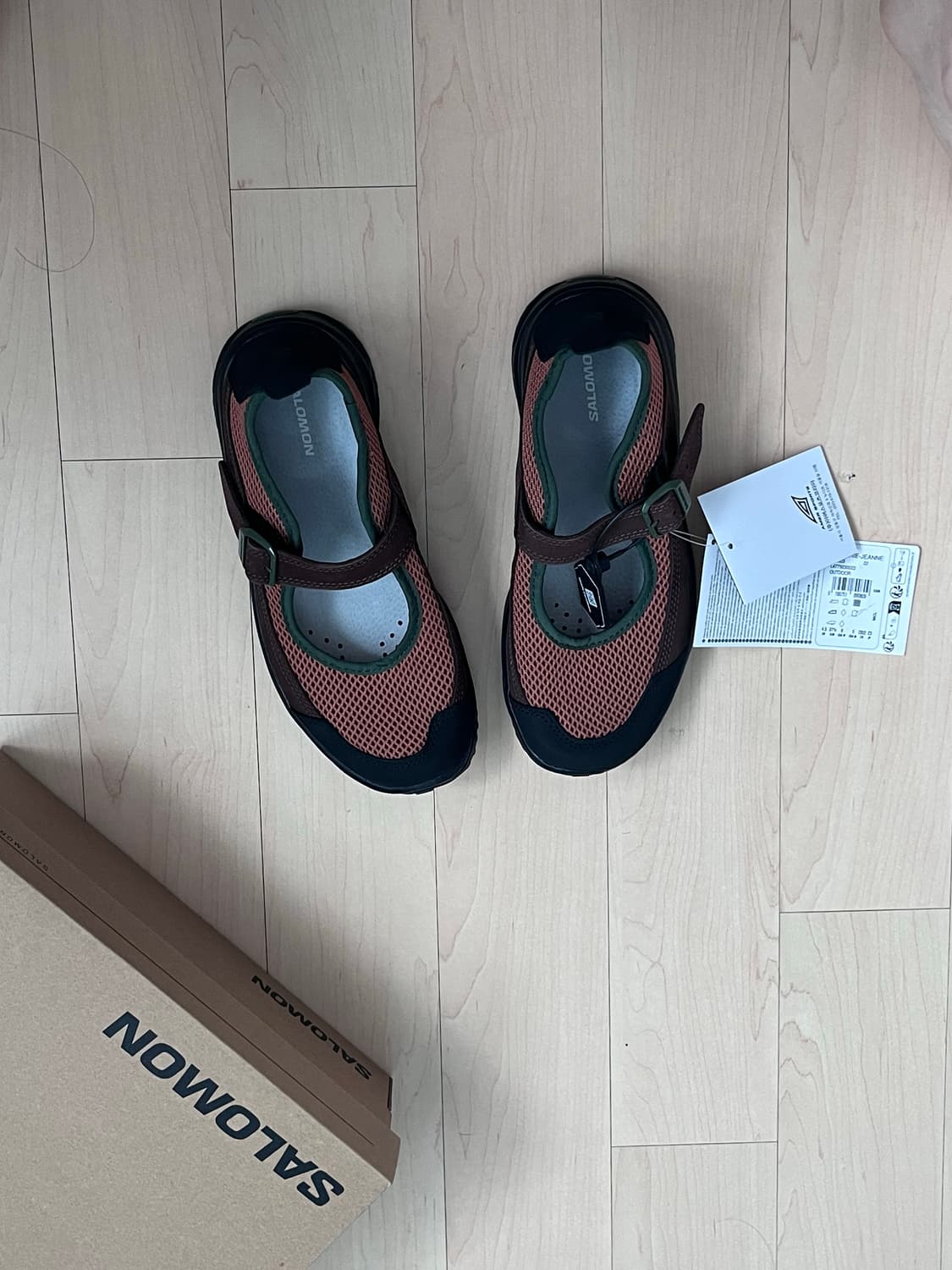 살로몬 메리제인 러셋블랙 상품이미지3