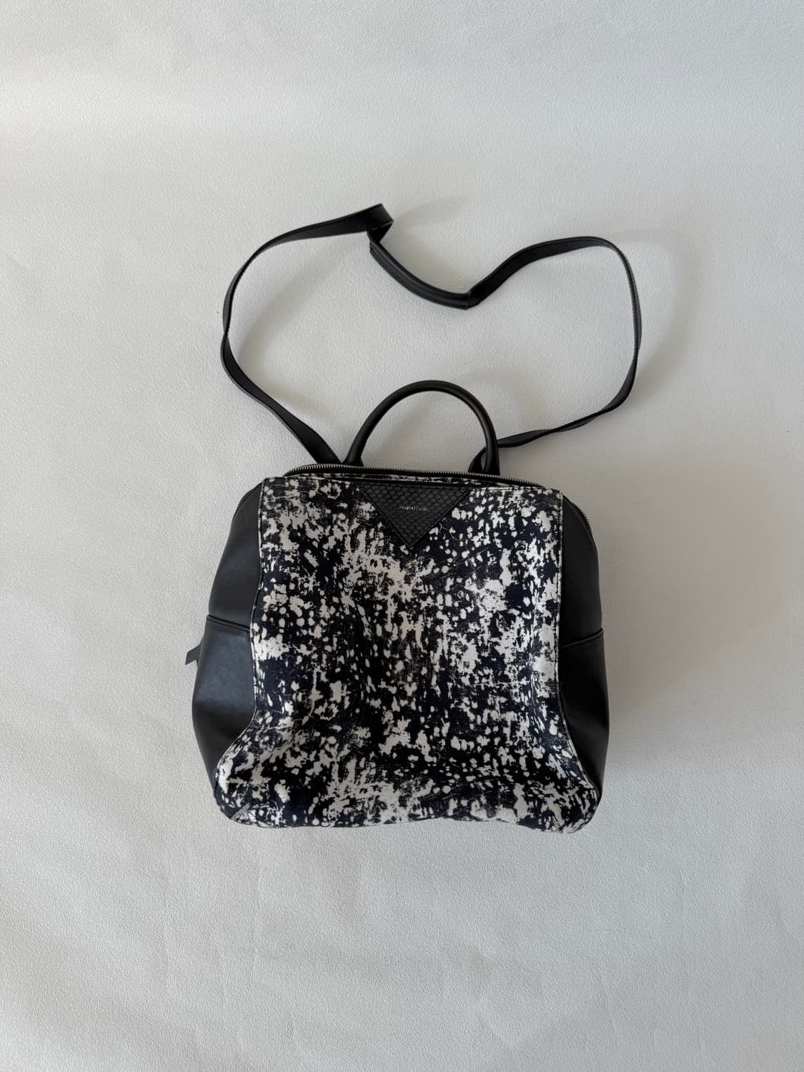 루즈앤라운지(ROUGE&LOUNGE) 2way 레더 백팩 상품이미지2