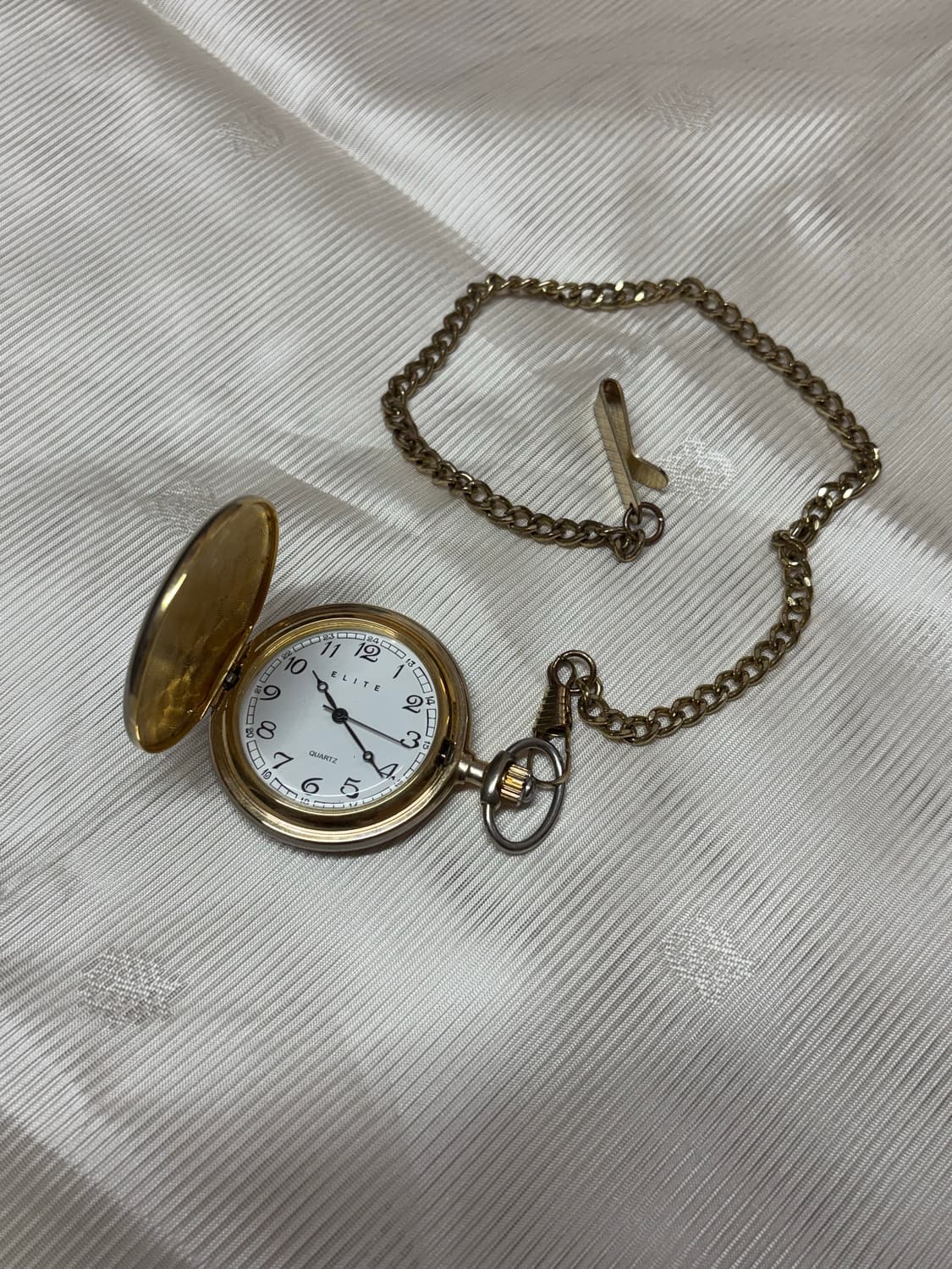 Vintage 쿼츠 포켓워치 상품이미지1