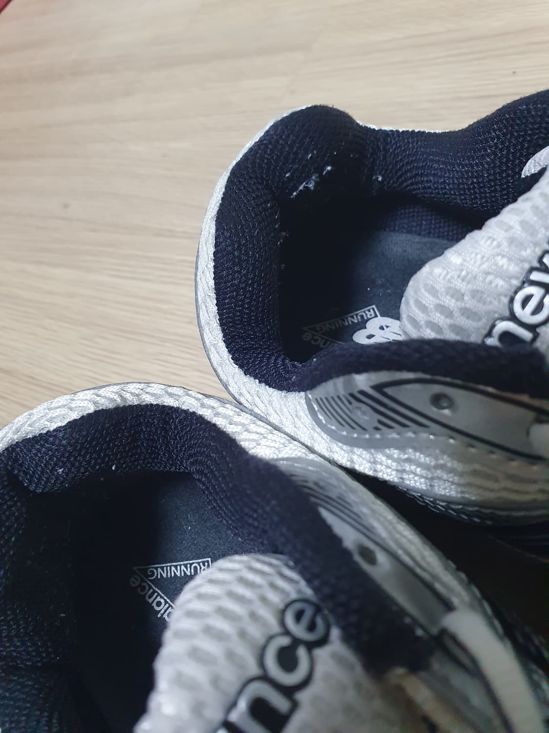 뉴발란스 860 V2 운동화 실버 블랙 270 상품이미지8