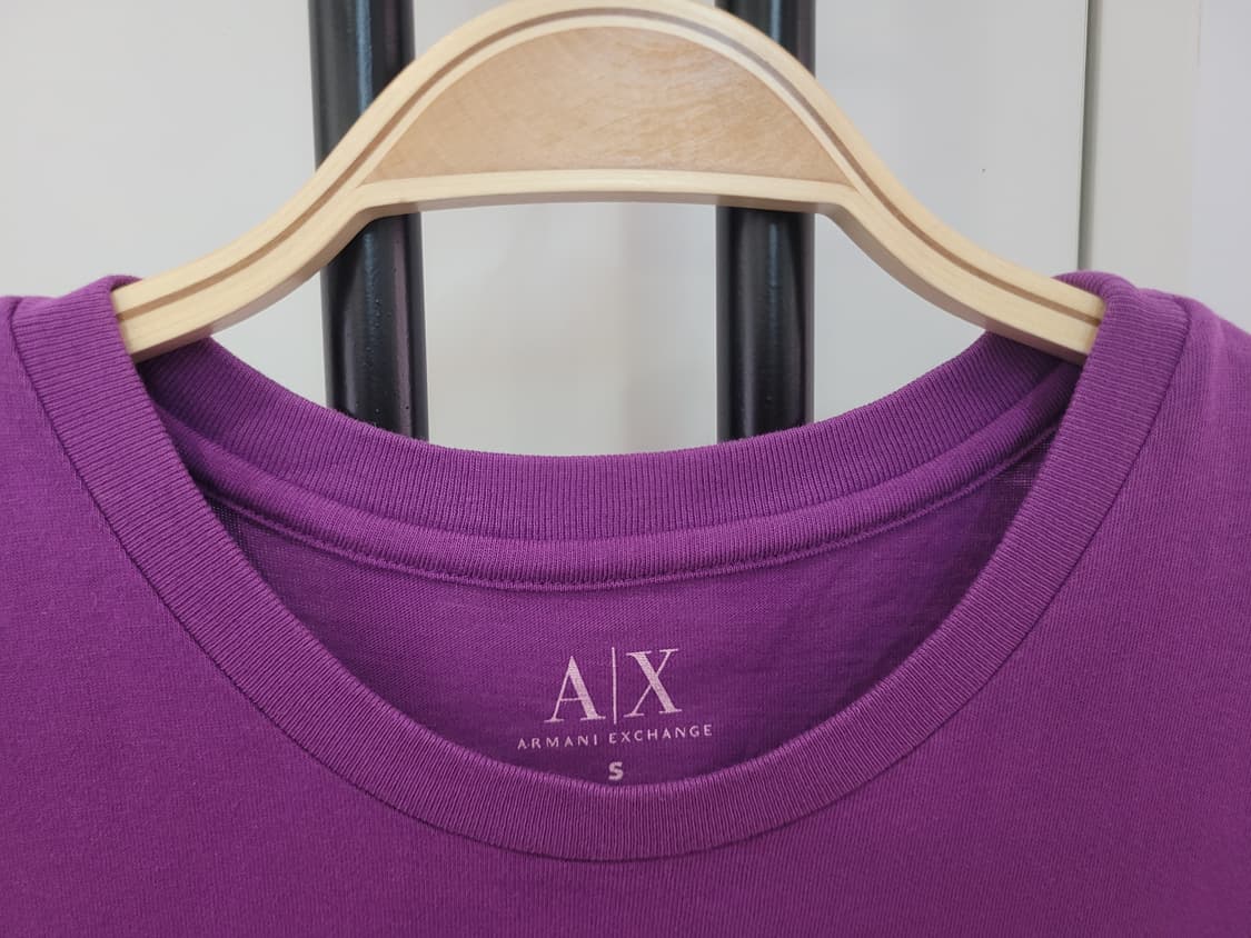 아르마니 익스체인지 핫픽스 로고 퍼플 반팔 티셔츠 S사이즈 상품이미지2