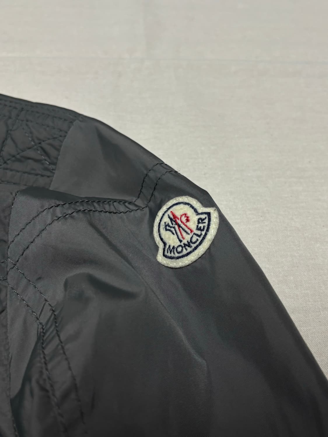 몽클레어 메이트 바람막이 자켓 [3] 상품이미지3