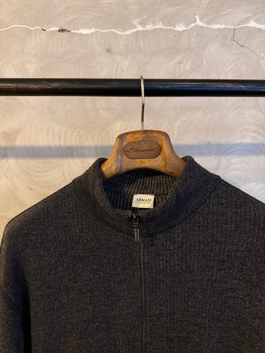 아르마니 꼴레지오니 짚업 니트 105 상품이미지5