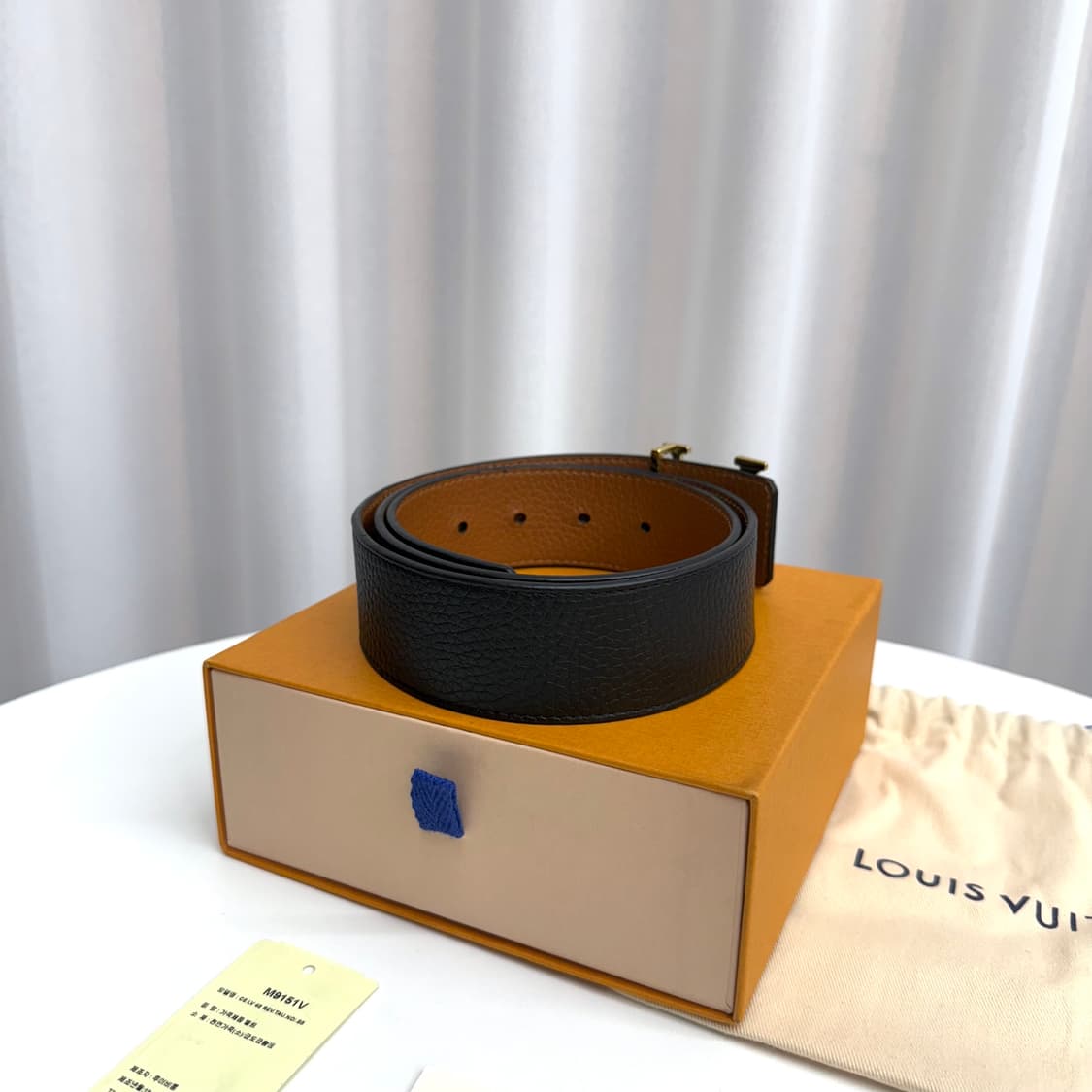 [85] 루이비통 LV 이니셜 리버시블 벨트 40mm 상품이미지4