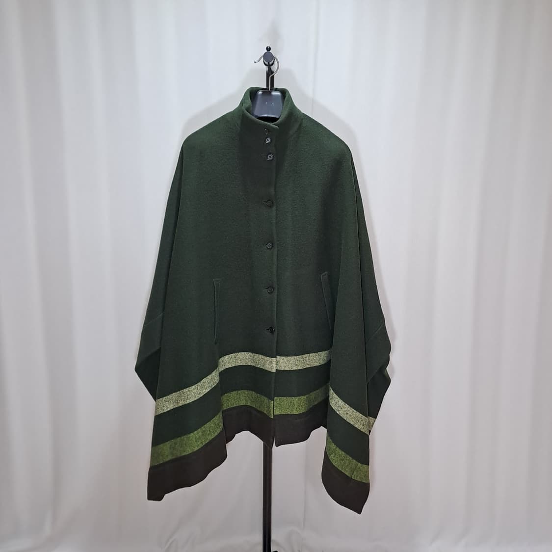 (택포) 버버리 울 100프로 판쵸 B152 상품이미지1