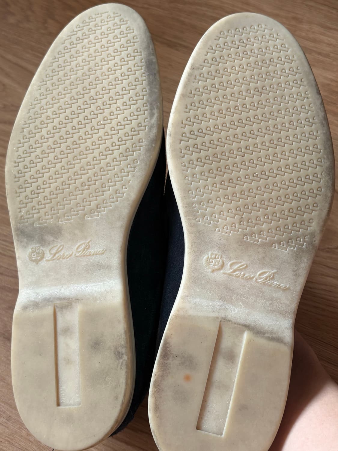 로로피아나  상품이미지2