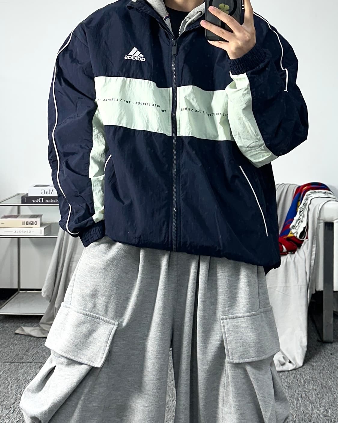 아디다스 네이비 배색 우븐 바람막이 L 상품이미지3