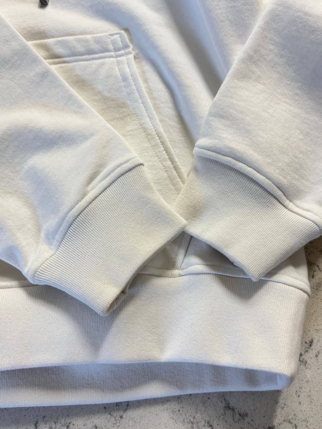 우영미 26ss 화이트 플라워 백로고 후드 48 상품이미지9