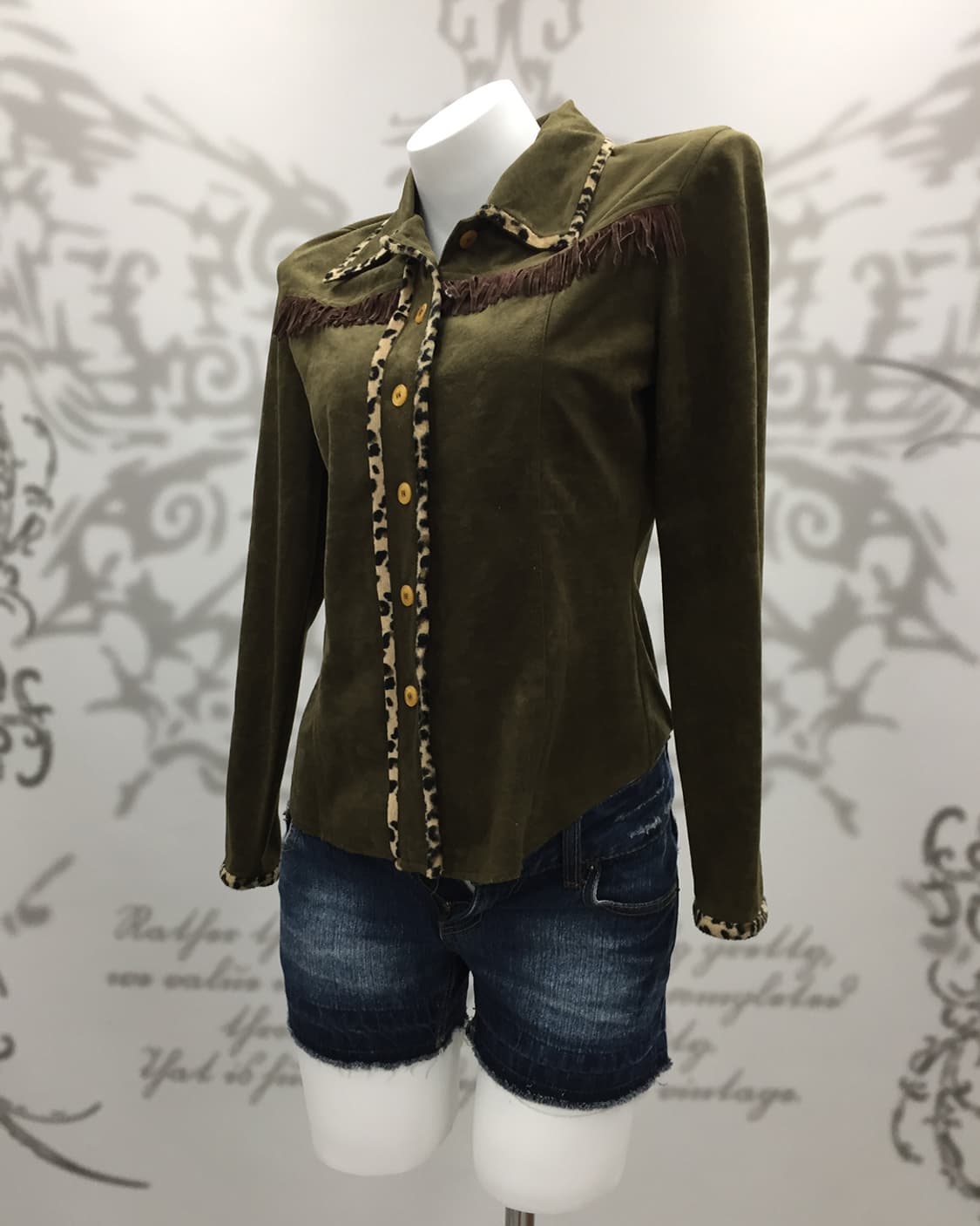 Wild Leopard Velour Slim Shirt 상품이미지3