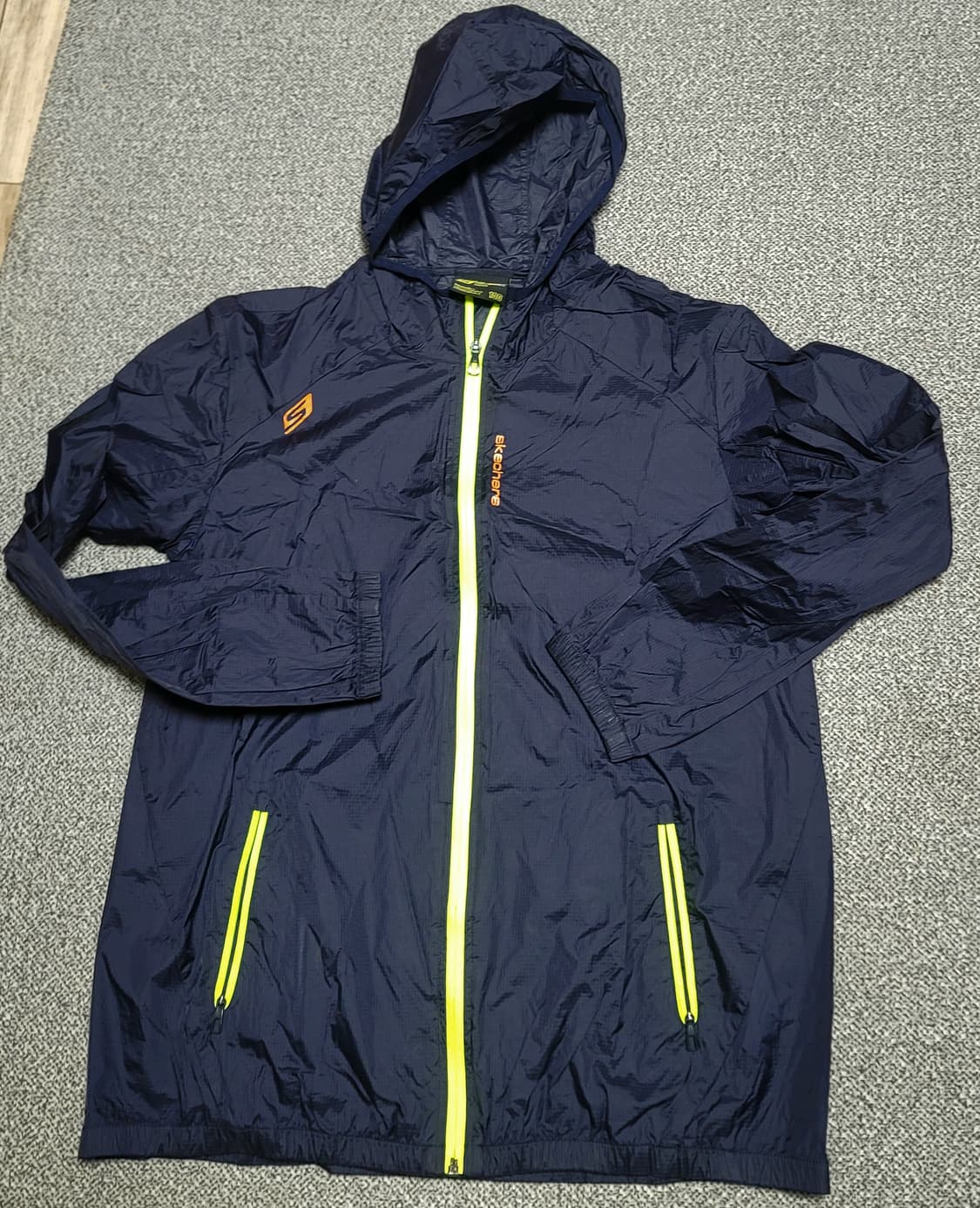 스케쳐스 바스락 초경량  바람막이 네이비 100 상품이미지1