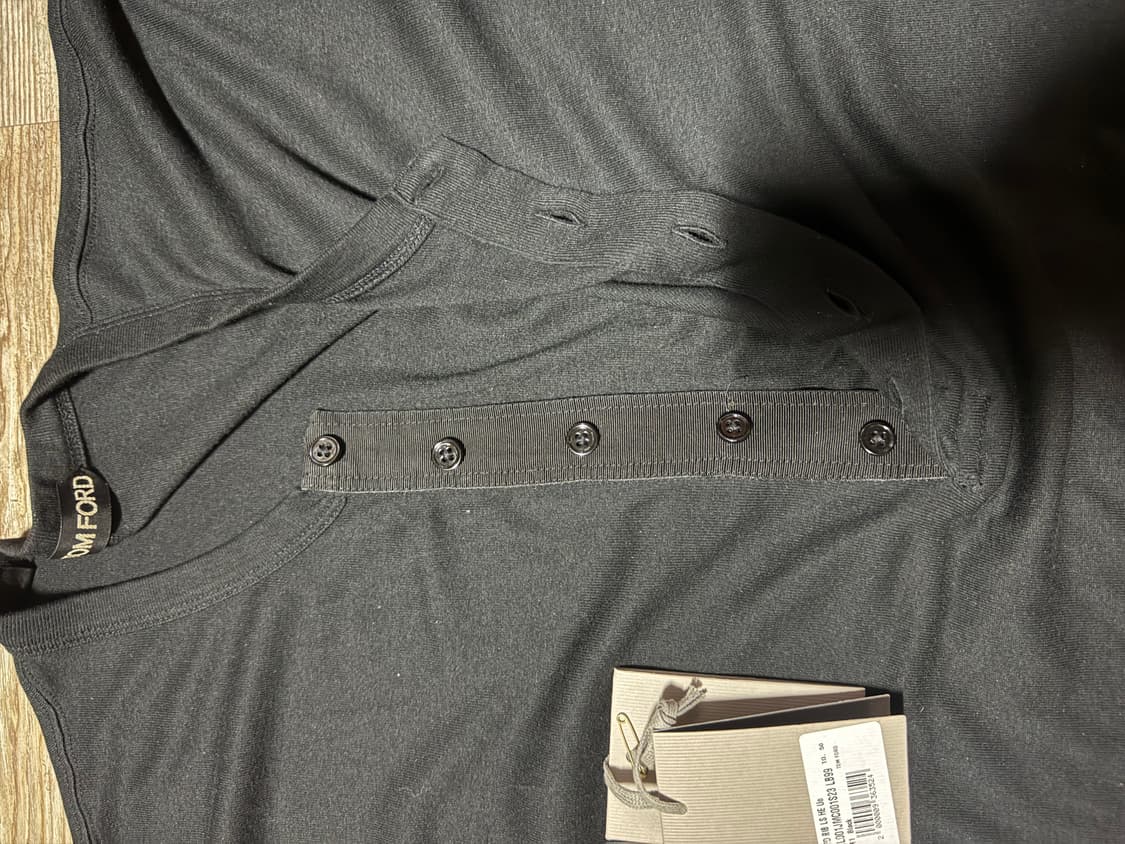 톰포드 헨리넥 티셔츠 상품이미지3