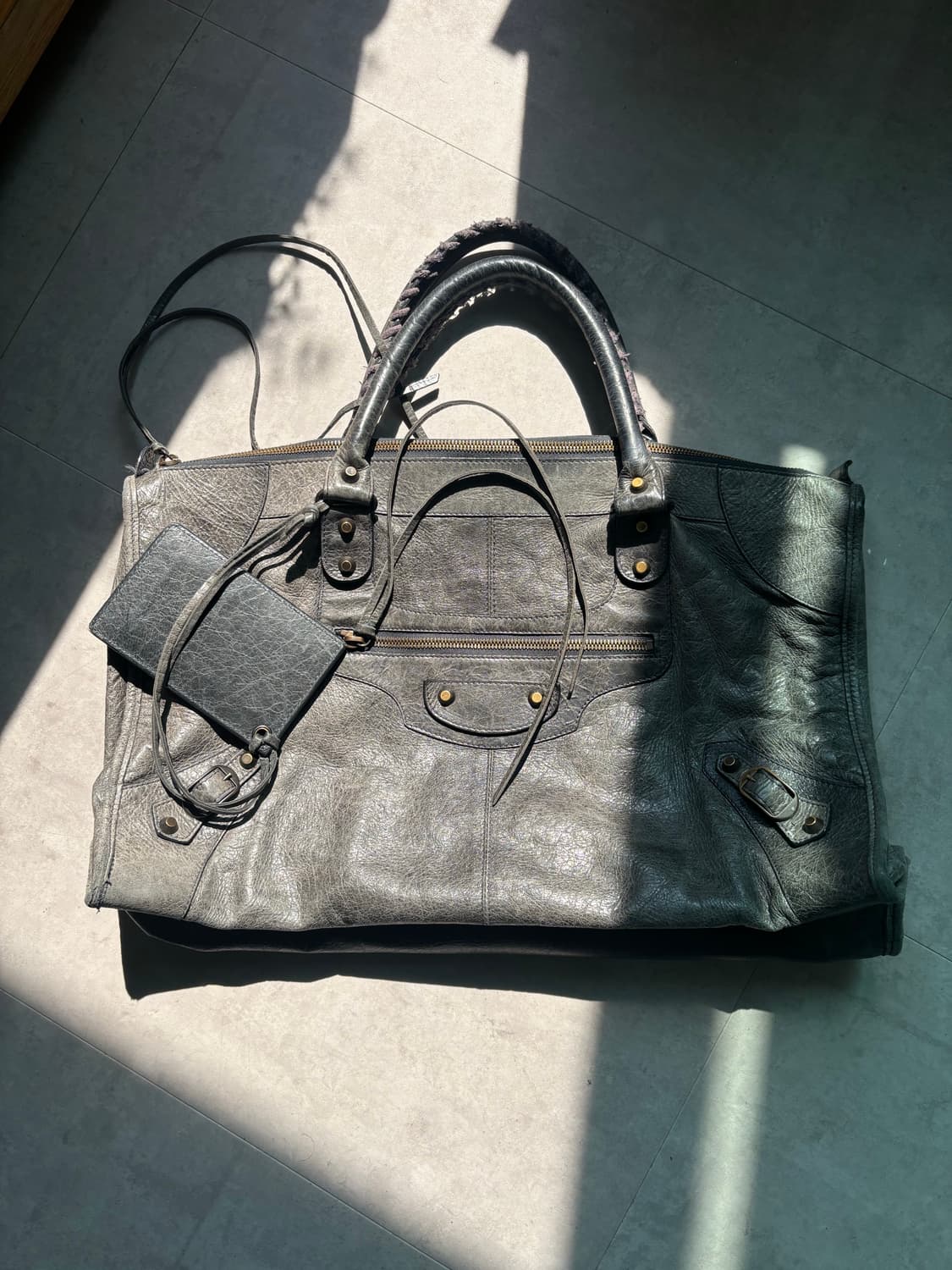 발렌시아가 모터백 그레이 상품이미지2