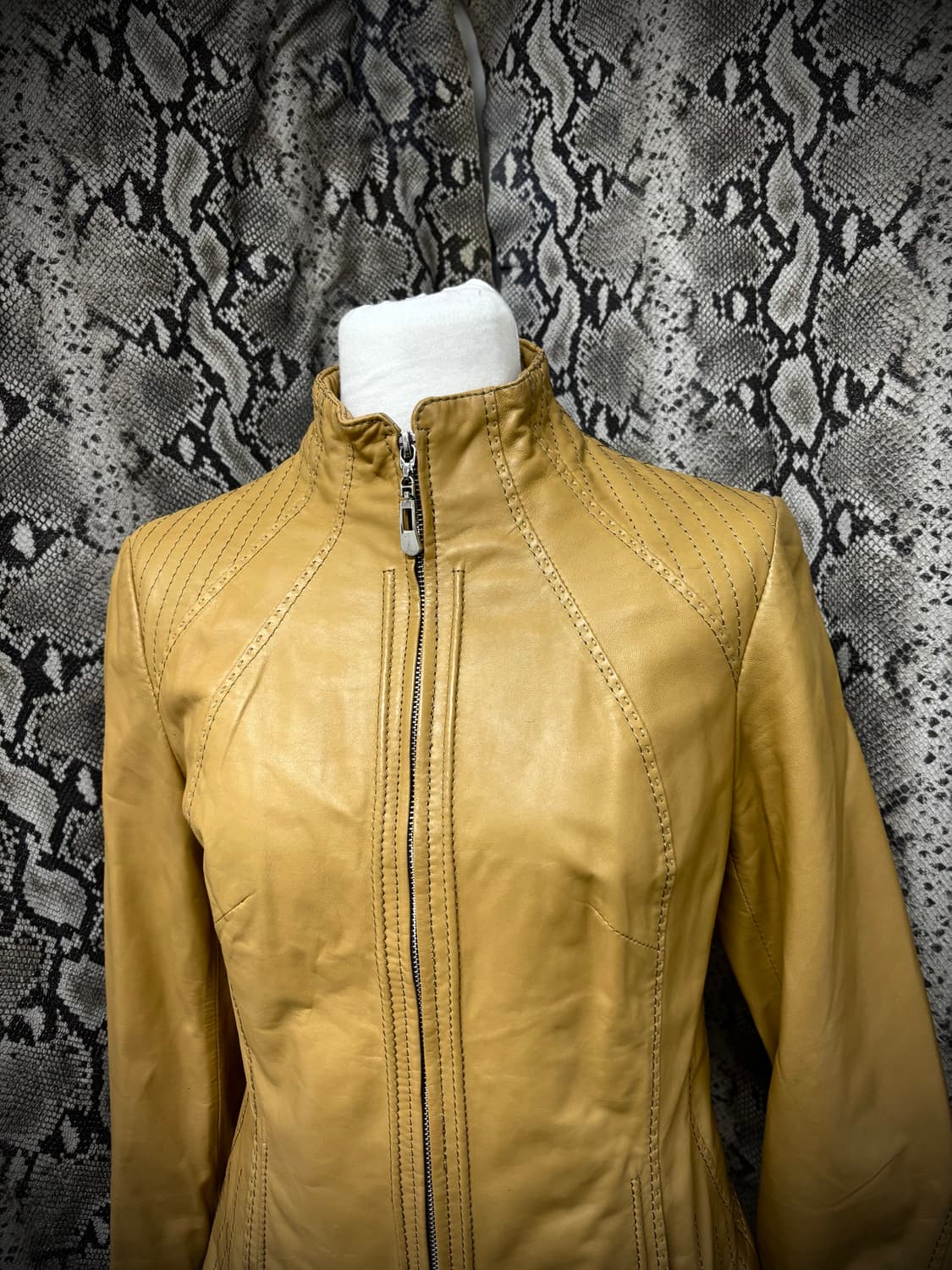 [RARE design] Back Zip Detail Stitch Lin 상품이미지5