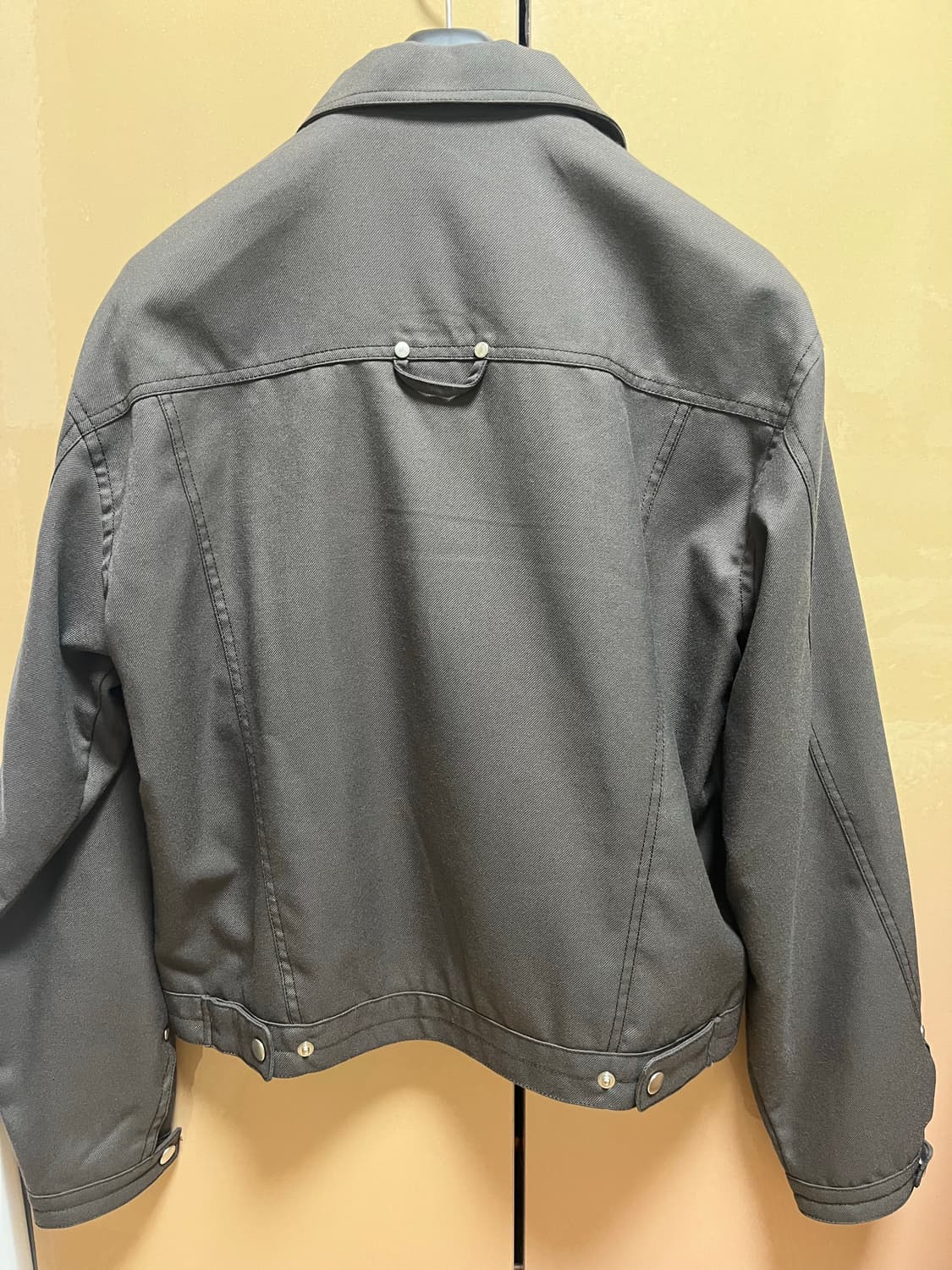 비슬로우 스냅 집업 쇼트 트러커 자켓 모카색상 S 상품이미지2