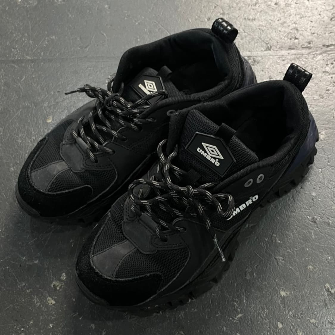 250 엄브로 범퍼 트레킹화 상품이미지3