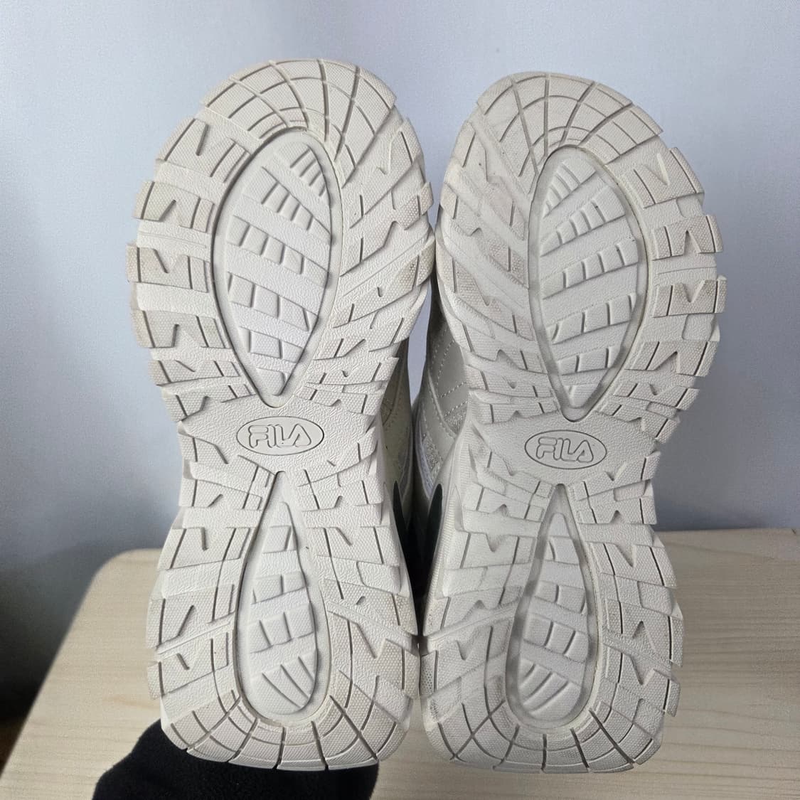 220 휠라 스니커즈 새상품급 운동화 상품이미지4