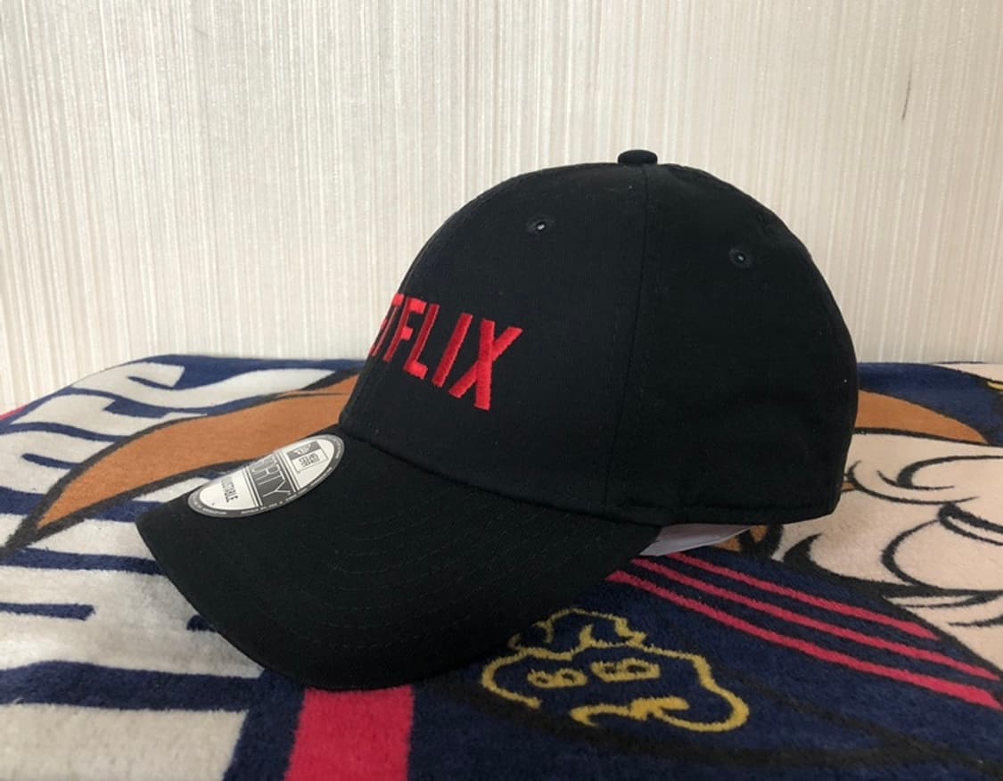 뉴에라X넷플릭스 콜라보 볼캡/모자 상품이미지2