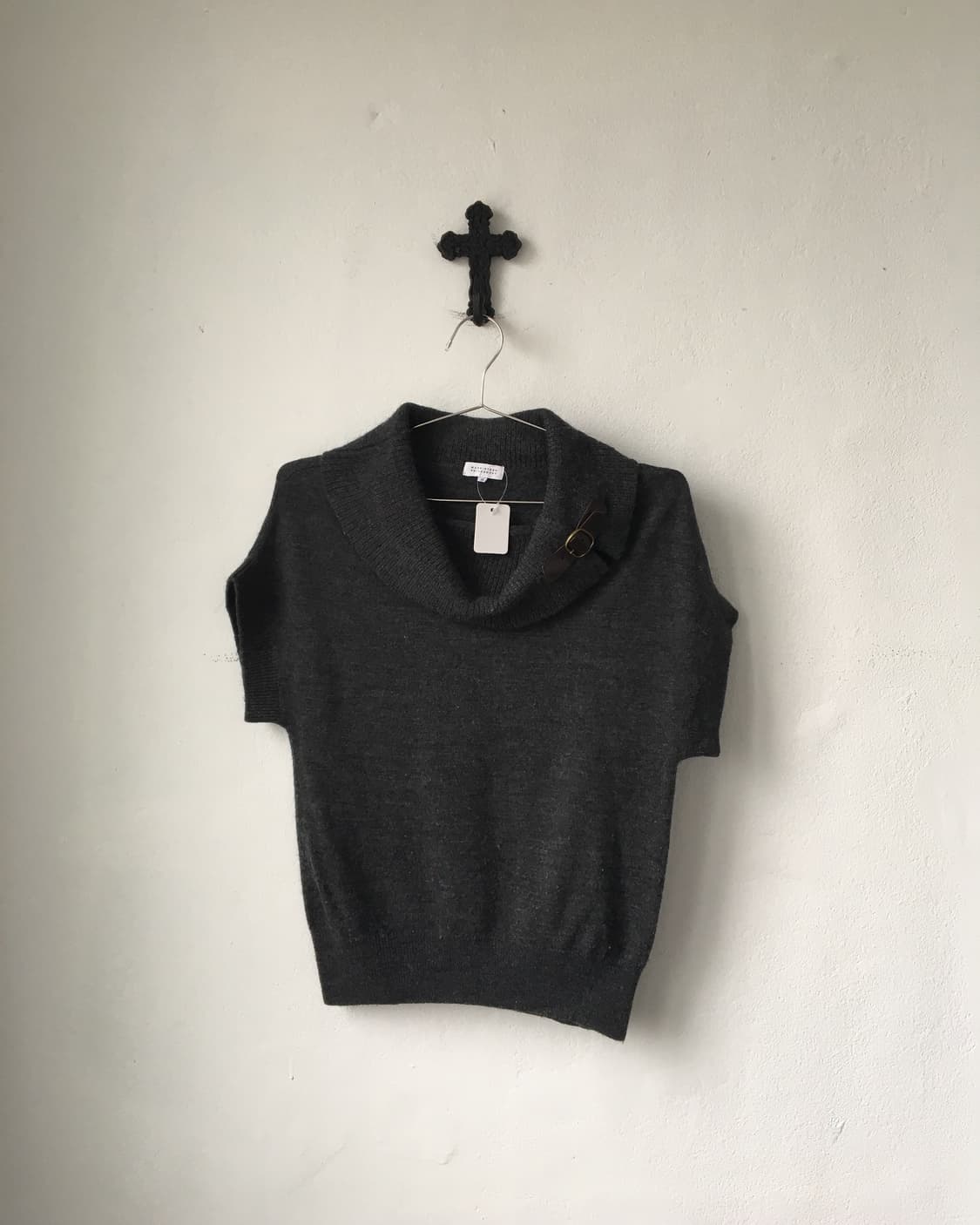 High neck belted point knit 상품이미지1