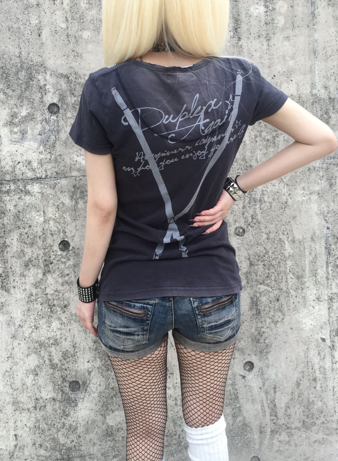 Stud detail punk mood slim top 상품이미지2