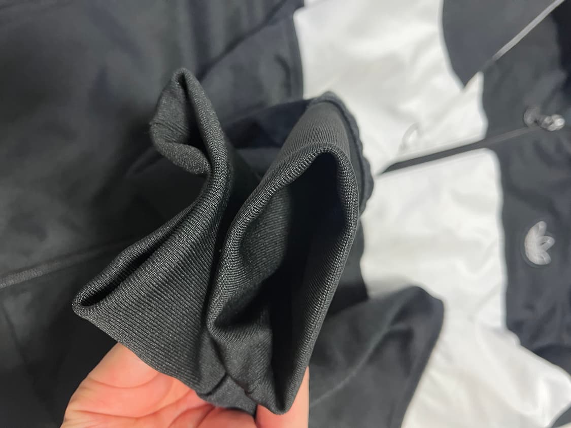 아디다스 검/흰 져지 S(M) 상품이미지3