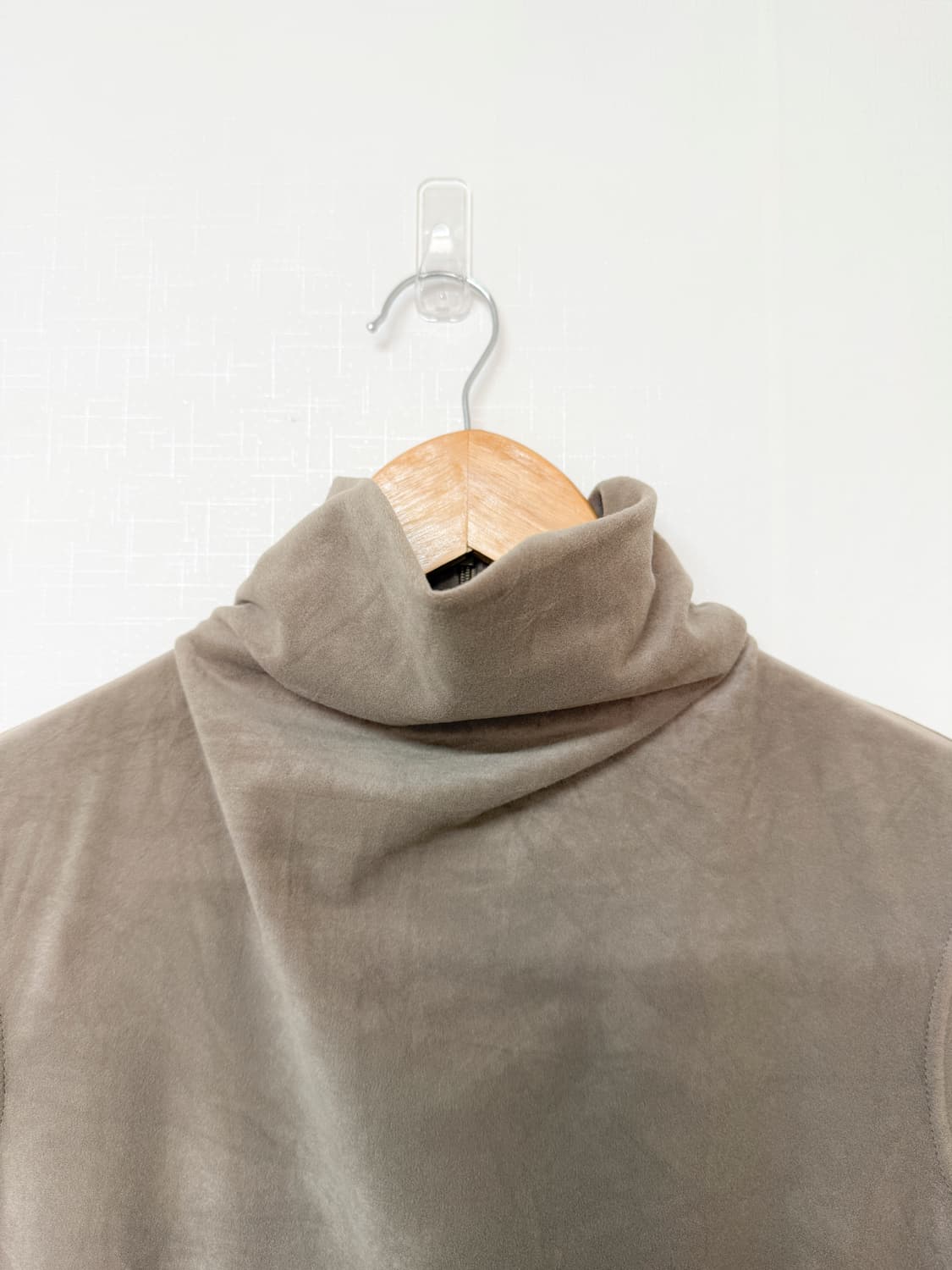 hiroko koshino 터틀넥 슬리브리스 상품이미지3