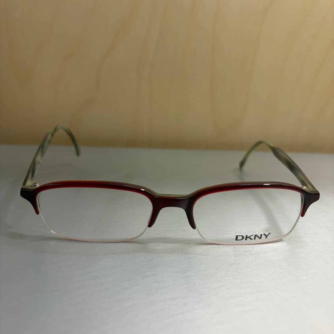 DKNY 6811 604 와인/그린 마블 하프림 반무테 안경 상품이미지2