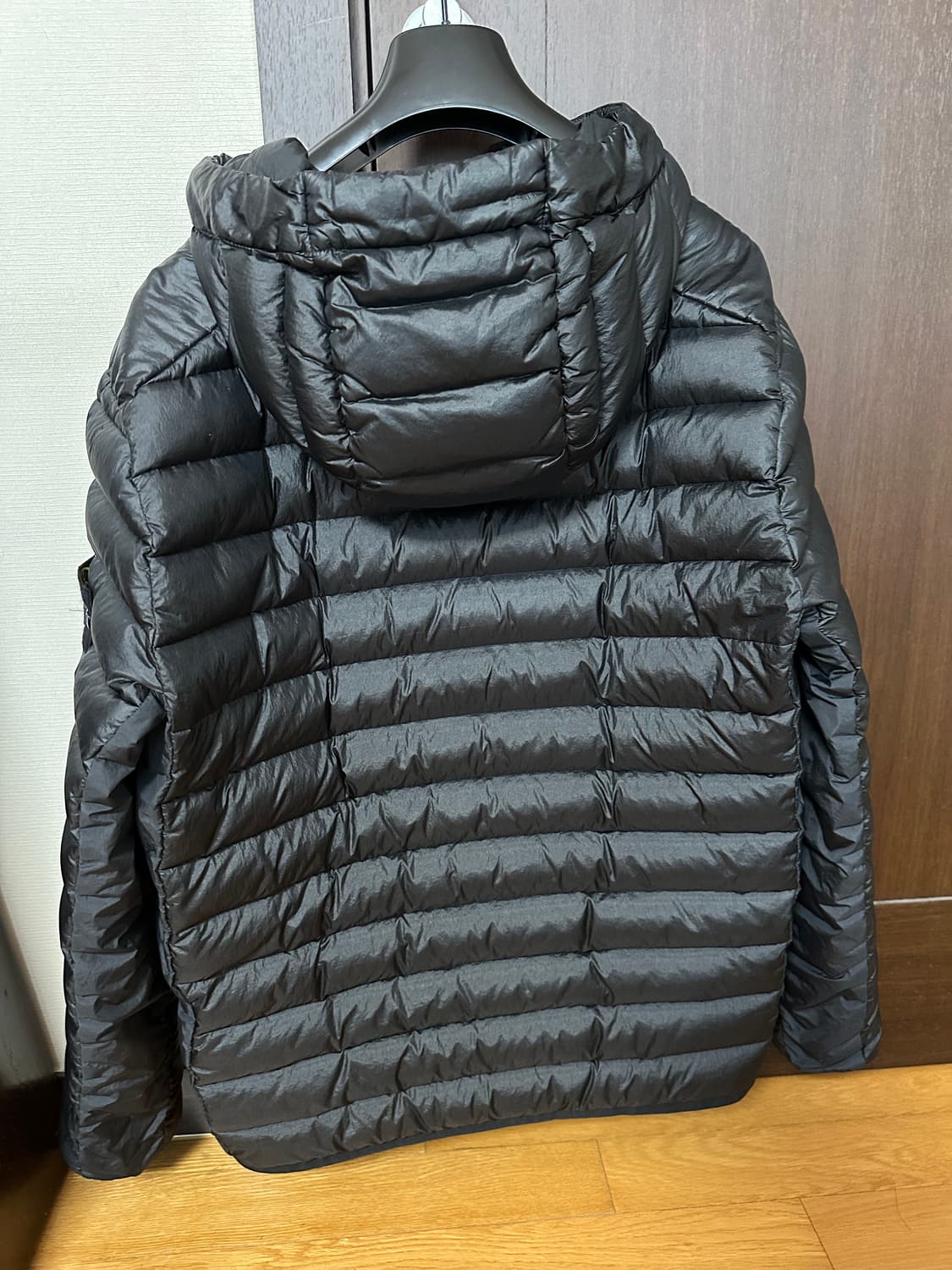 스톤아일랜드 룸우븐 경량패딩 상품이미지3