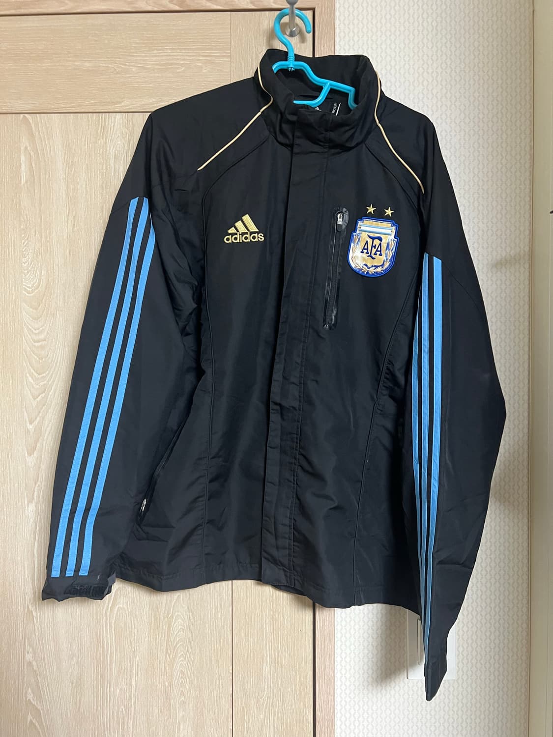 아디다스 아르헨티나 바람막이 윈드브레이커 상품이미지1