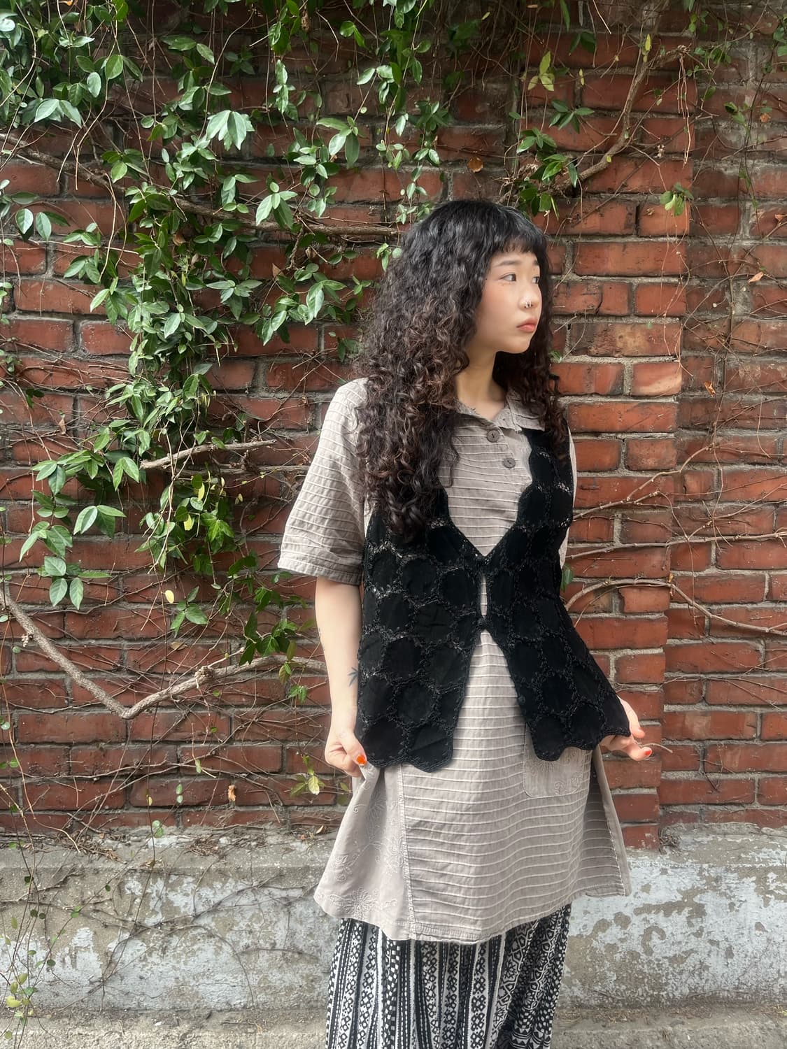 블랙 스웨이드 패치워크 베스트 상품이미지2