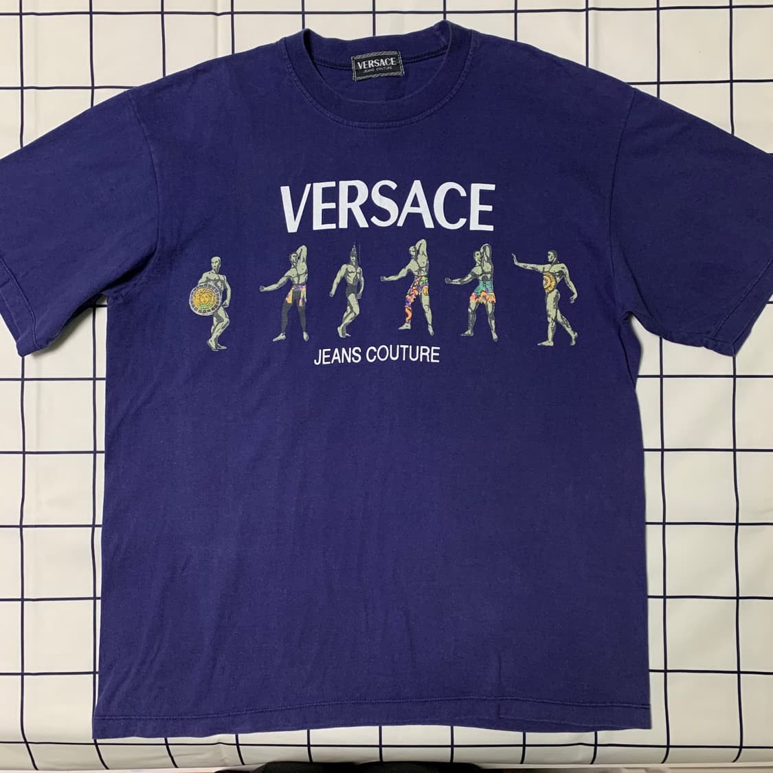 베르사체 빅로고 반팔(정품) 상품이미지1