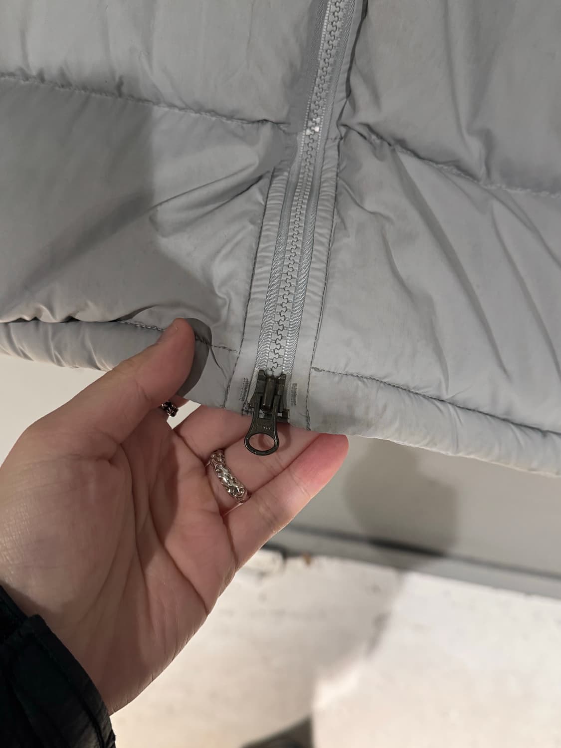 나이키 ACG 실버그레이 투웨이 구스다운 푸퍼 패딩 상품이미지8