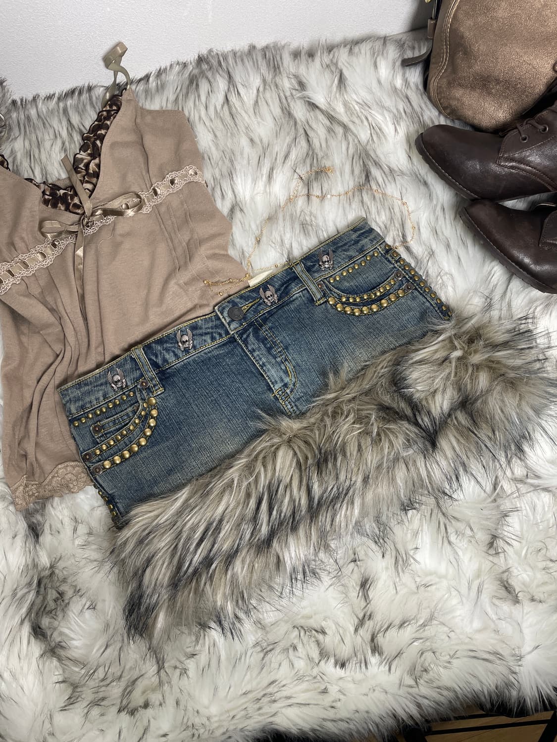 빈티지 퍼 커스텀 스터드 스커트 로우라이즈 상품이미지2