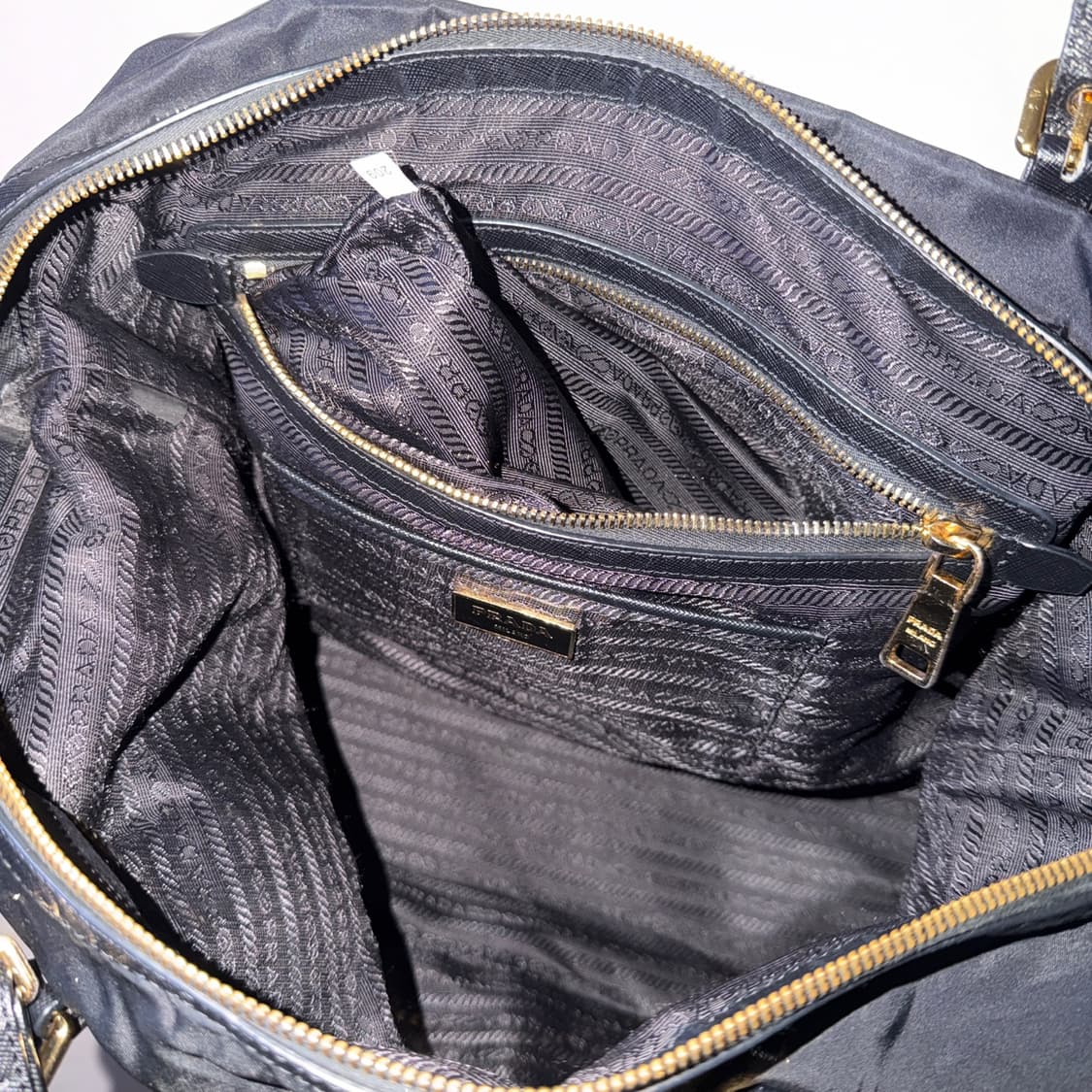 프라다 포코노 나일론 사피아노 숄더&크로스백 상품이미지8