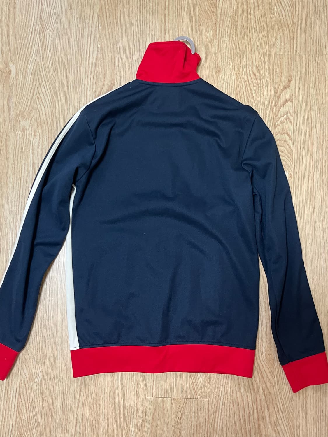 아디다스 트랙탑 상품이미지2