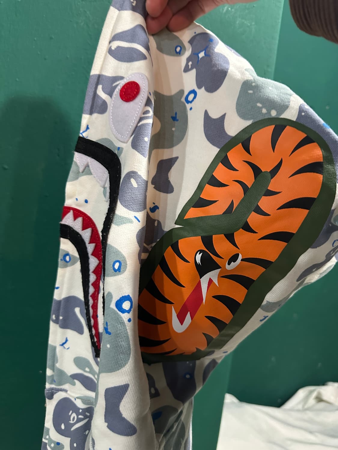 베이프 샤크후드집업 L 상품이미지2