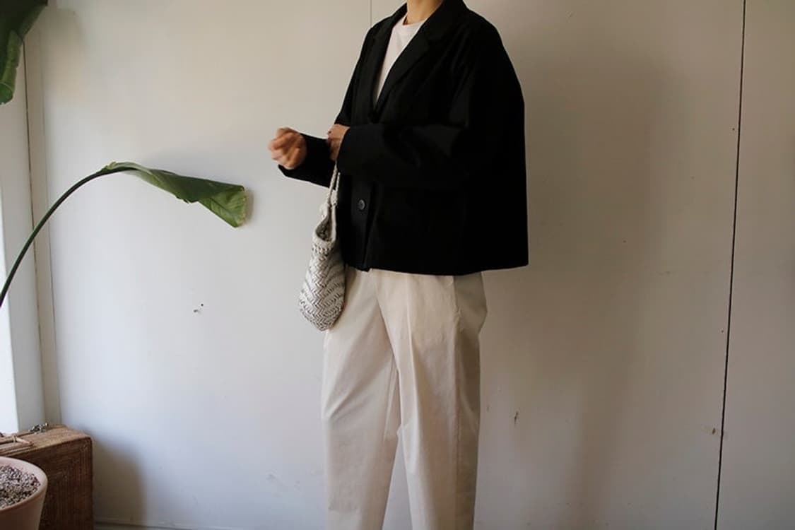 본빠옹 블랙 루즈핏 코튼 자켓 상품이미지1