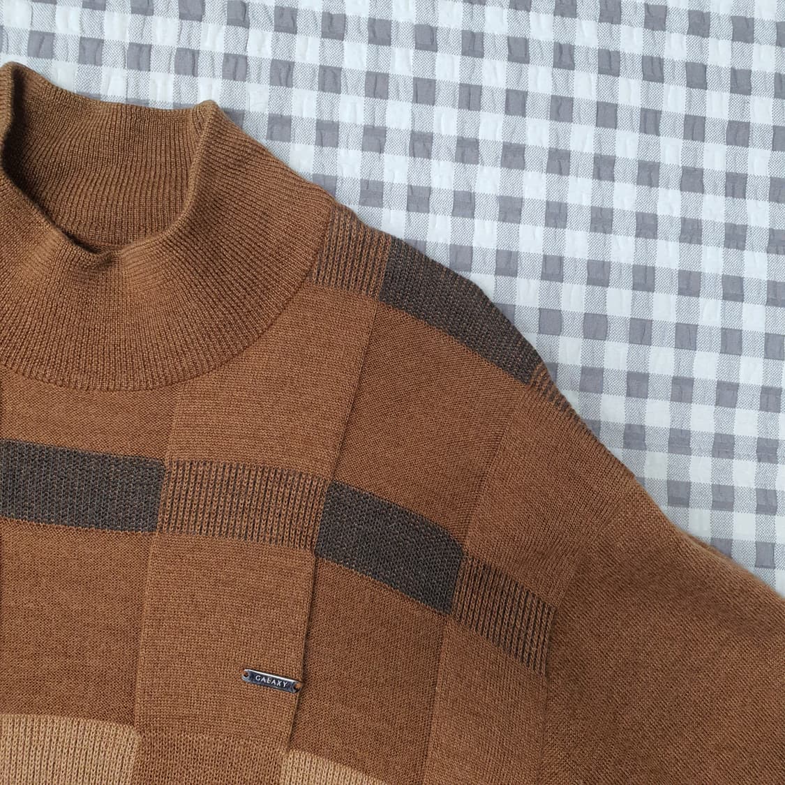 갤럭시 하이넥 니트 스웨터 남자95~100 상품이미지3