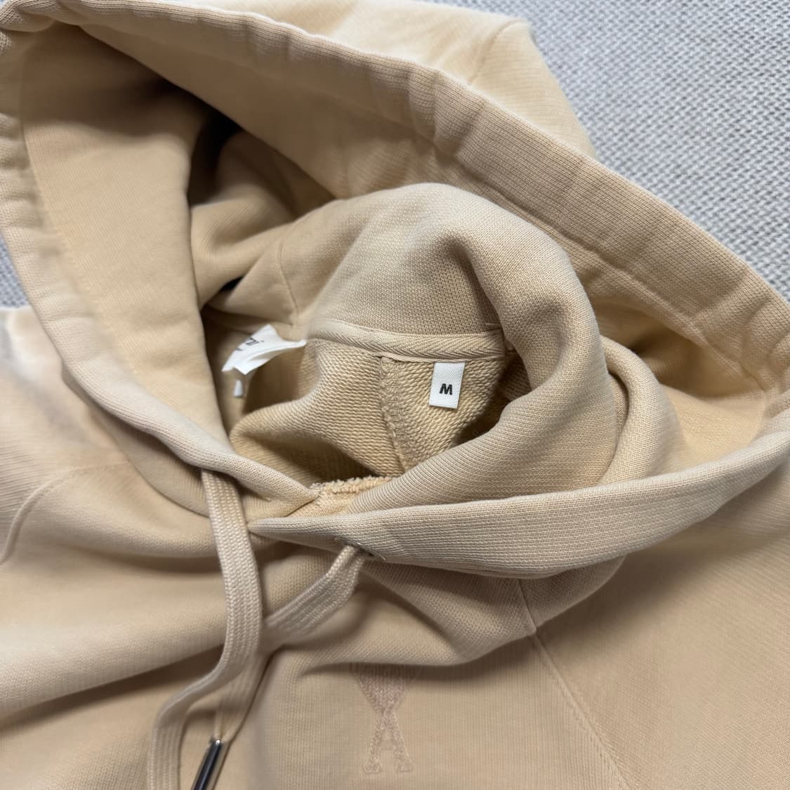 Ami 아미 하트 로고 라글란 후드 상품이미지3