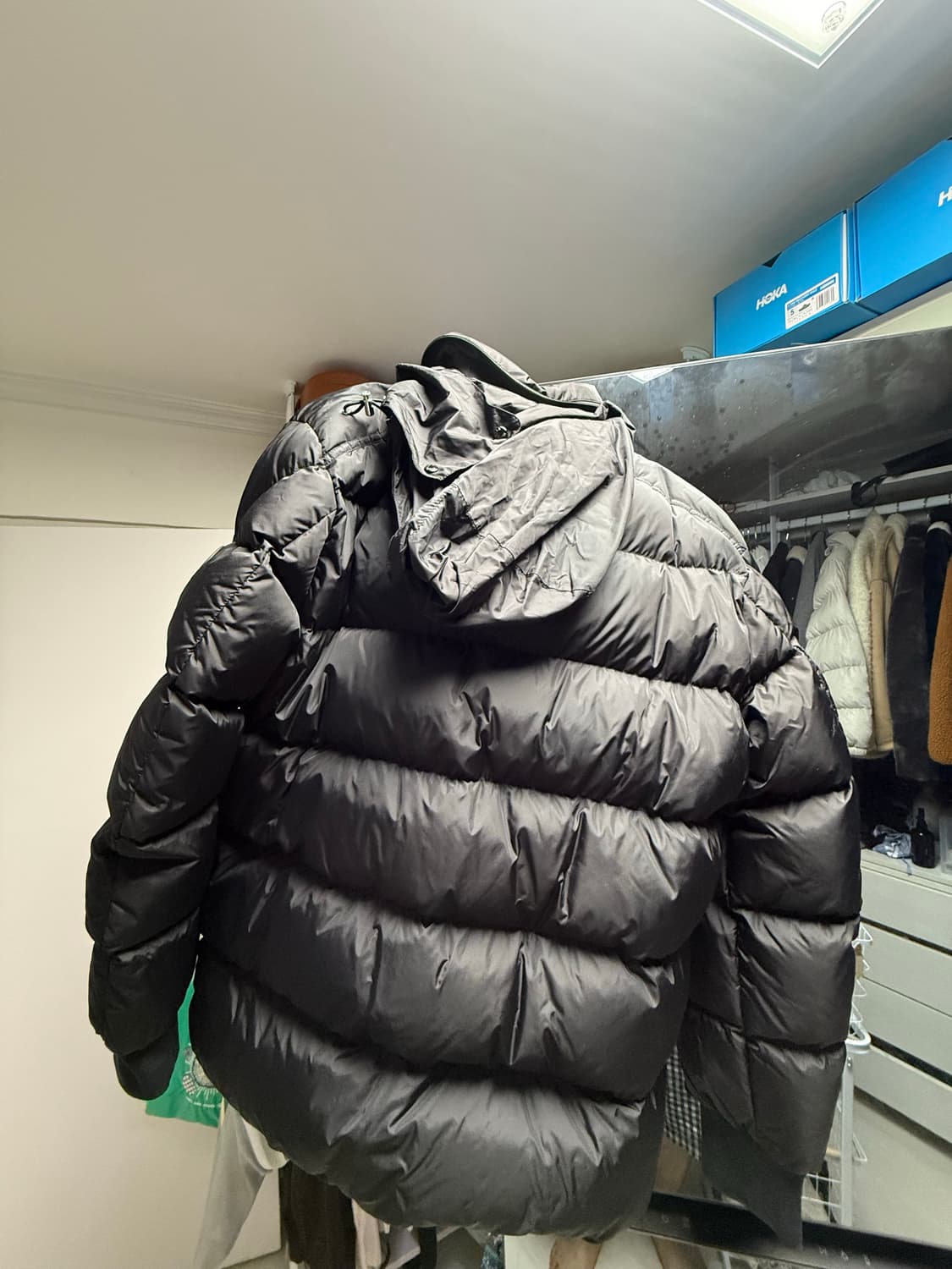 [4] 몽클레어 21FW 레노르망 패딩 블랙 상품이미지3