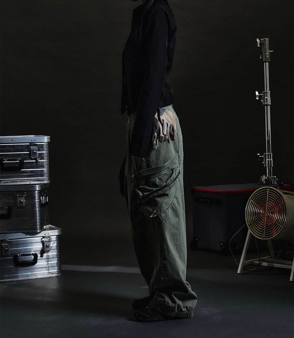 [2] 디프런티스 개러지 포켓 팬츠 애쉬 카키 상품이미지3