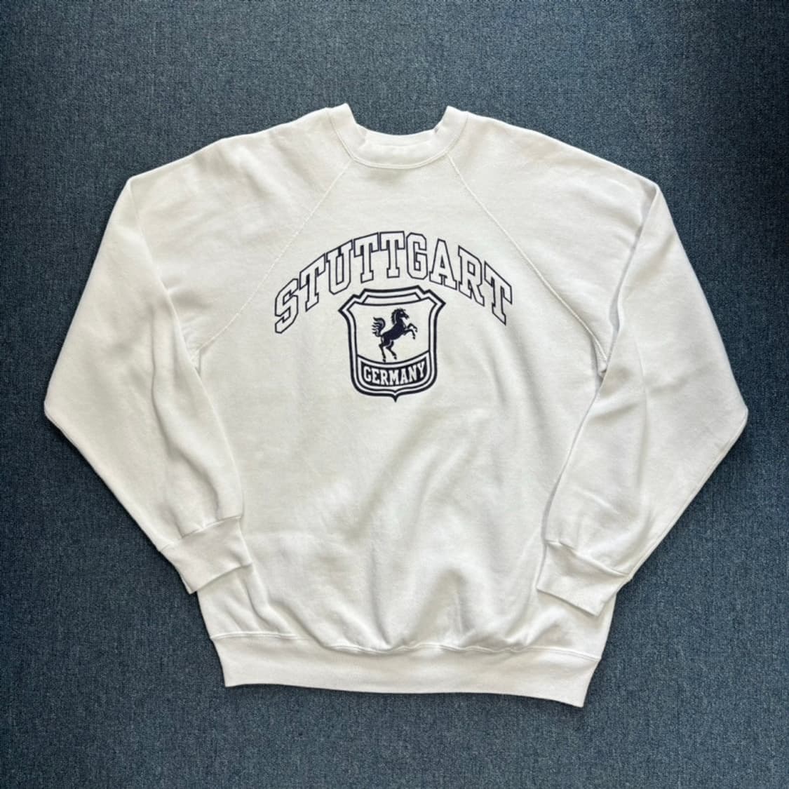 80s Emblem Of Stuttgart Sweatshirt 상품이미지6
