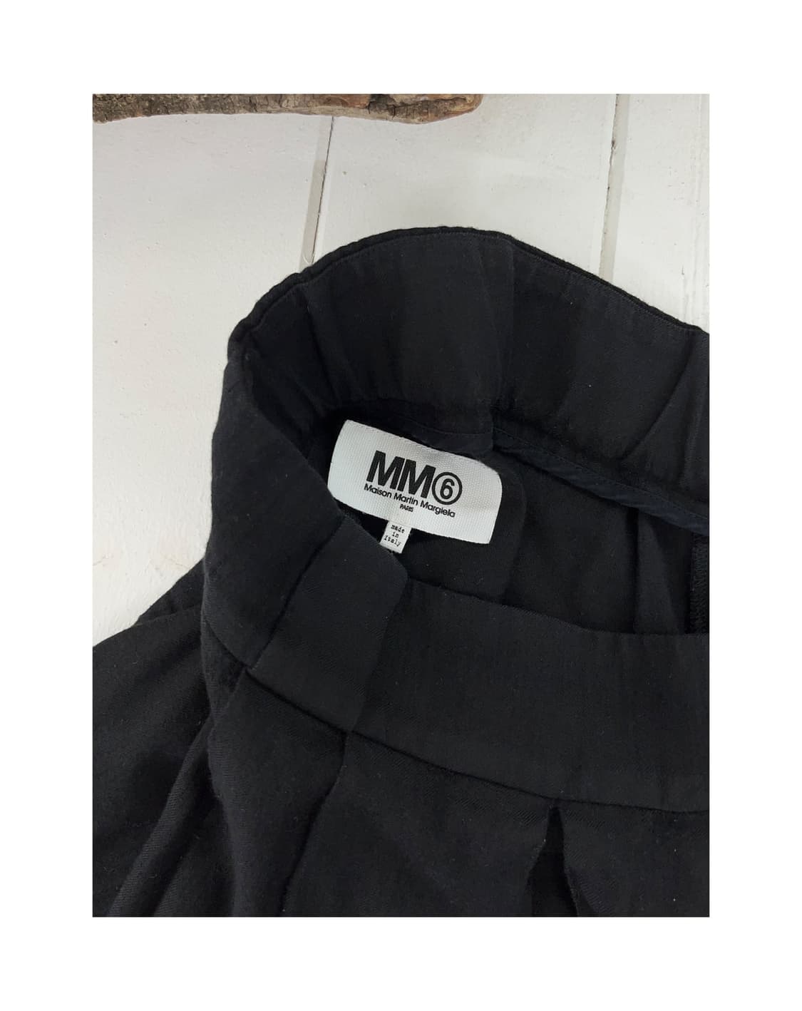 MM6 Maison Margiela Pleated Shorts 상품이미지2