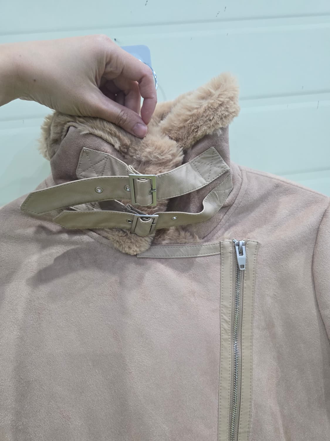 Roem 뽀글이 무스탕 아이보리 상품이미지4