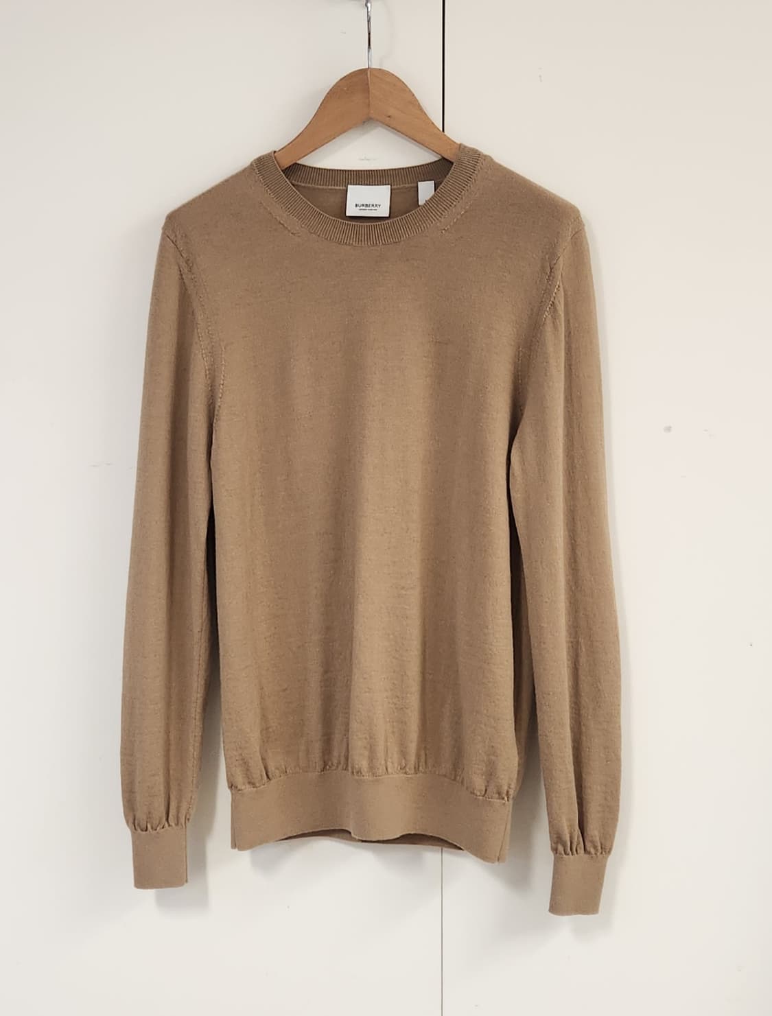 버버리 신형 체크 패치 메리노 울 스웨터 베이지 M 상품이미지4